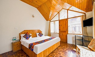 FabHotel Cloud 9 Cottage