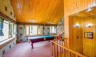 FabHotel Cloud 9 Cottage