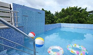 FabExpress French Villa