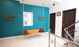 FabExpress French Villa