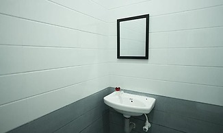 FabExpress French Villa