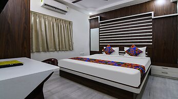 FabHotel Majestic Suite