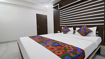 FabHotel Majestic Suite