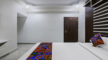 FabHotel Majestic Suite