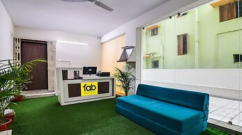 FabHotel Majestic Suite