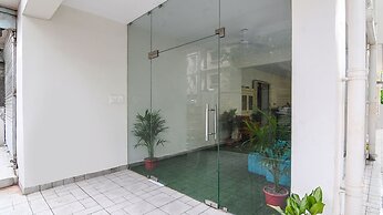 FabHotel Majestic Suite