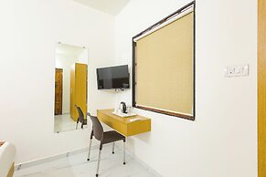 FabExpress Pednekar Plaza