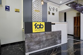 FabExpress Golden Sands inn