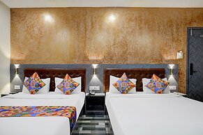 FabExpress Golden Sands inn