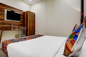 FabExpress Golden Sands inn