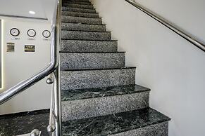 FabExpress Golden Sands inn