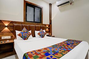 FabExpress Golden Sands inn