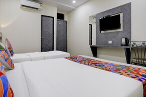 FabExpress Golden Sands inn