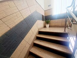 Hotel Diamond Airport