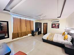 Hotel Diamond Airport