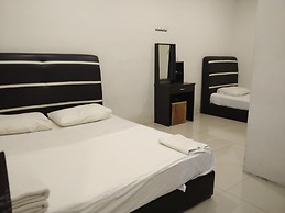 OYO 90995 Hotel Nk Impian