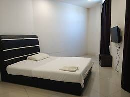 OYO 90995 Hotel Nk Impian