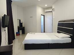 OYO 90995 Hotel Nk Impian