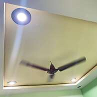 Om Shanti Guest House