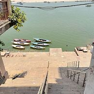 Om Shanti Guest House