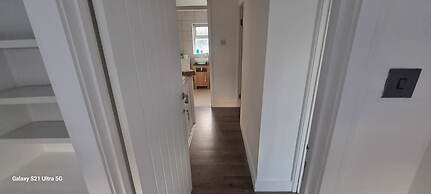 Modern 3bed House in Slough