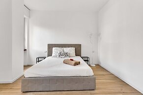 Alessia's Flat - Bonomelli