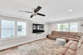 Ultimate Belmar Beach Getaway - Sleeps 10 7 Bedroom Home by RedAwning