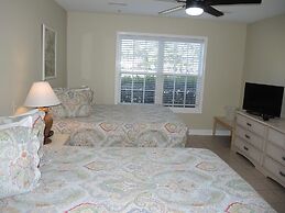 2303m 1 Bedroom Condo by RedAwning