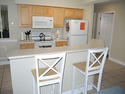 2303m 1 Bedroom Condo by RedAwning