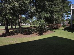 2303m 1 Bedroom Condo by RedAwning