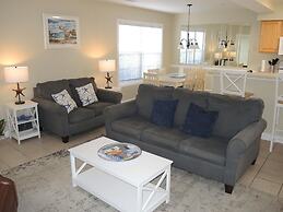 2303 2 Bedroom Villa by RedAwning