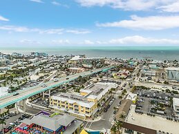 Harbour House at the Inn Unit 205 by RedAwning - 15% off through Septe