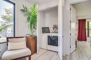 Modern Tampa Townhome Near Midtown, WFH Friendly!