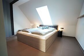 Max Lodging GmbH & Co KG