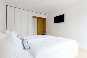 Max Lodging GmbH & Co KG