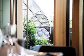 Max Lodging GmbH & Co KG