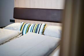 Max Lodging GmbH & Co KG