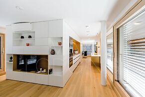 Max Lodging GmbH & Co KG