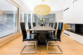 Max Lodging GmbH & Co KG