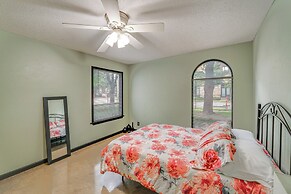 3 Mi to Dtwn Dallas: Condo w/ Walkable Location!