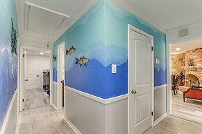 Galveston Group Getaway ~ 2 Blocks to Beach!