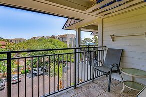 Beach Access, Covered Balcony: Hilton Head Condo!
