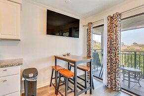 Beach Access, Covered Balcony: Hilton Head Condo!