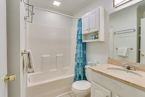 Beach Access, Covered Balcony: Hilton Head Condo!