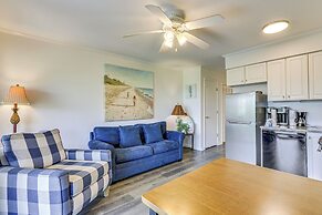 Beach Access, Covered Balcony: Hilton Head Condo!