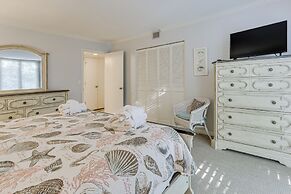 Walk to Harbour Town: Quaint Sea Pines Gem