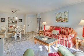 Walk to Harbour Town: Quaint Sea Pines Gem