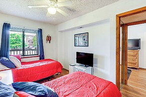 Ocean City Condo w/ Pool Access: Walk to Beach!