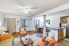 Ocean City Condo w/ Pool Access: Walk to Beach!