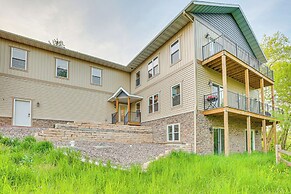 Sprawling Wisconsin Dells Home w/ Deck & Fire Pit